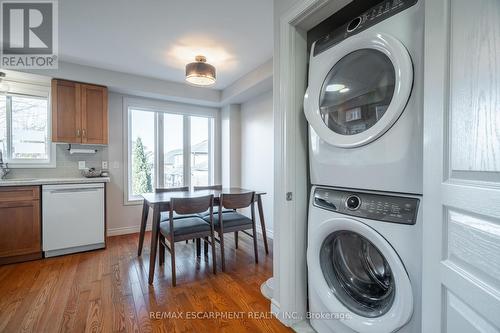 6 - 25 Viking Drive, Hamilton, ON - Indoor Photo Showing Laundry Room