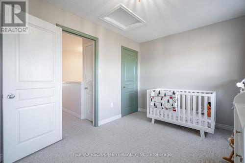 6 - 25 Viking Drive, Hamilton, ON - Indoor Photo Showing Bedroom