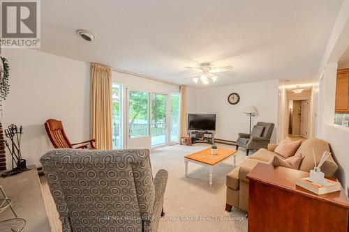 30 Matheson Road, Kawartha Lakes, ON - Indoor Photo Showing Living Room