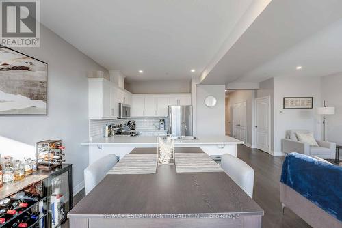 41 Corbin Street, St. Catharines, ON - Indoor Photo Showing Kitchen With Double Sink