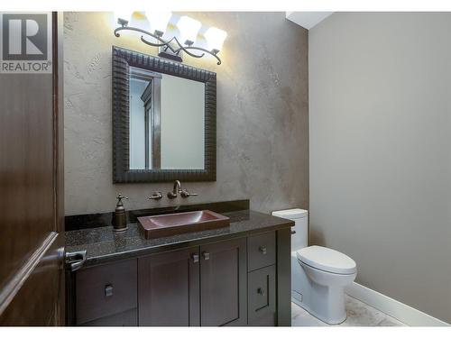 426 Audubon Court, Kelowna, BC - Indoor Photo Showing Bathroom