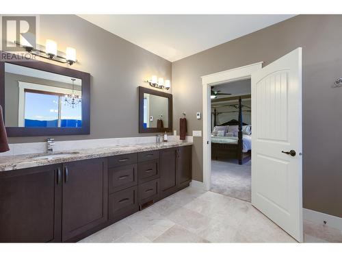 426 Audubon Court, Kelowna, BC - Indoor Photo Showing Bathroom