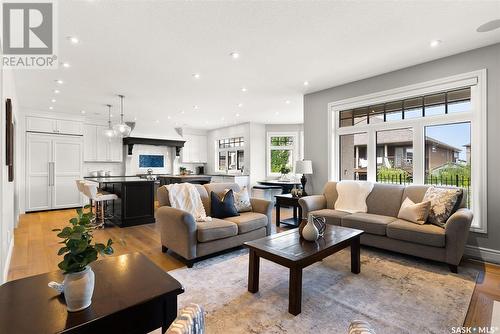 4302 Chuka Drive, Regina, SK - Indoor Photo Showing Living Room