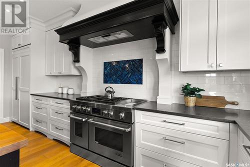 4302 Chuka Drive, Regina, SK - Indoor Photo Showing Kitchen