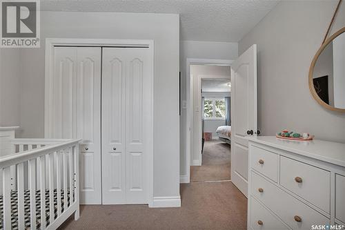 105 Kingsmere Court, Saskatoon, SK - Indoor Photo Showing Bedroom