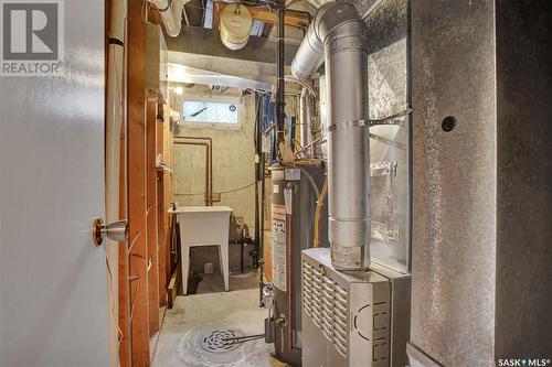 105 Kingsmere Court, Saskatoon, SK - Indoor Photo Showing Basement