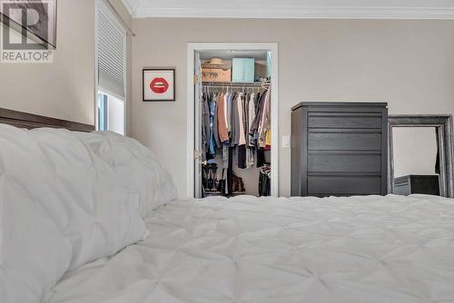 4100 Wellington Drive, Vernon, BC - Indoor Photo Showing Bedroom