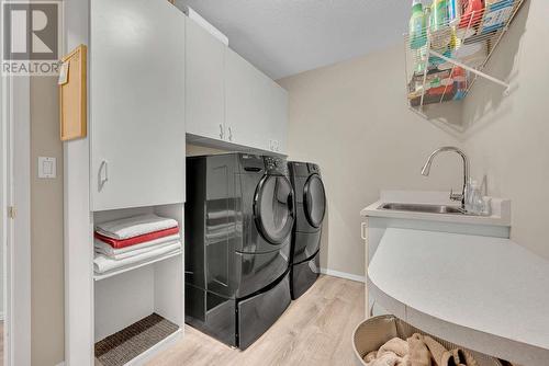 4100 Wellington Drive, Vernon, BC - Indoor Photo Showing Laundry Room