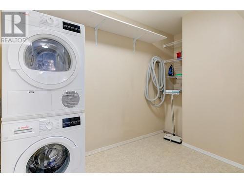 2250 Louie Drive Unit# 143, West Kelowna, BC - Indoor Photo Showing Laundry Room