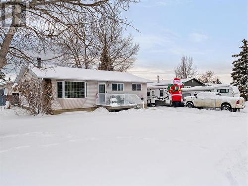 301 95 Avenue, Dawson Creek, BC - Outdoor With Facade