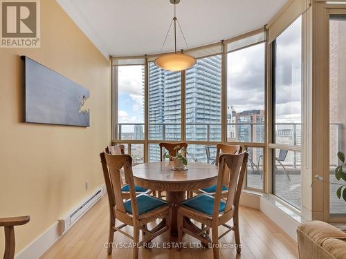 Ph2 - 44 St. Joseph Street, Toronto, ON - Indoor Photo Showing Dining Room