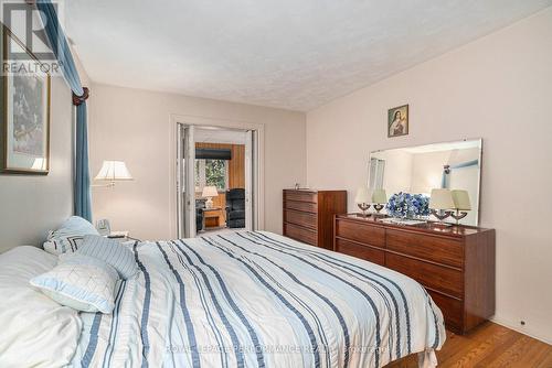 1253 Cobden Road, Ottawa, ON - Indoor Photo Showing Bedroom