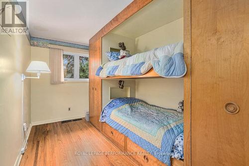 1253 Cobden Road, Ottawa, ON - Indoor Photo Showing Bedroom