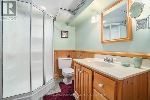 1253 Cobden Road, Ottawa, ON - Indoor Photo Showing Bathroom