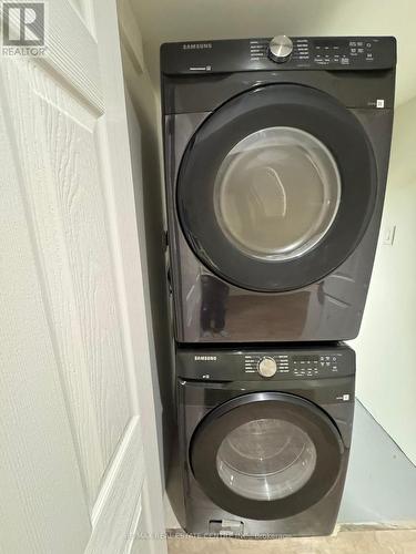 44 Rampart Crescent, Whitby, ON - Indoor Photo Showing Laundry Room