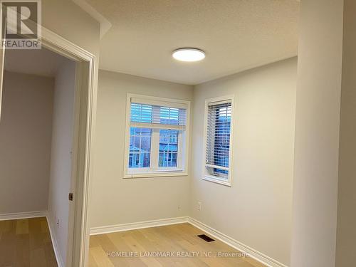 120 Aikenhead Avenue, Richmond Hill, ON - Indoor Photo Showing Other Room