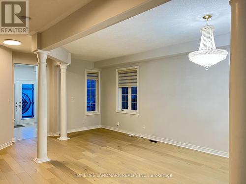 120 Aikenhead Avenue, Richmond Hill, ON - Indoor Photo Showing Other Room