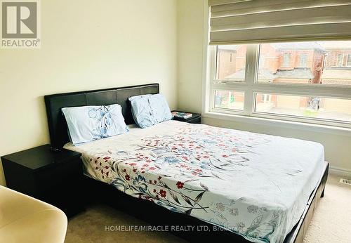 8 Boothill Drive, Brampton, ON - Indoor Photo Showing Bedroom