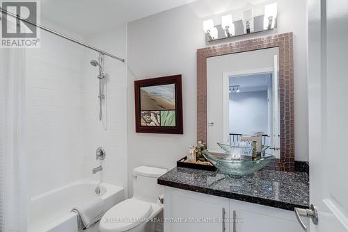 1589 Eglinton Avenue, Mississauga, ON - Indoor Photo Showing Bathroom