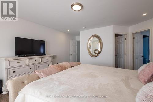 15165 Whittaker Road, Malahide, ON - Indoor Photo Showing Bedroom