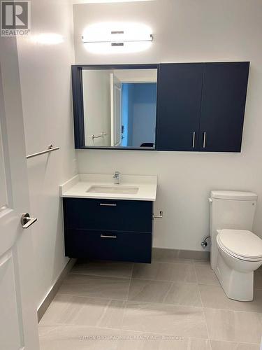 2604 - 50 Upper Mall Way, Vaughan, ON - Indoor Photo Showing Bathroom