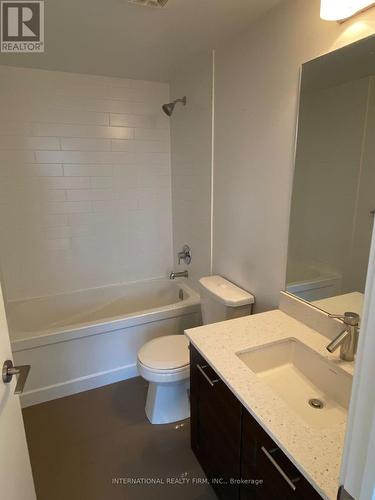 3606 - 2212 Lakeshore Road W, Toronto, ON - Indoor Photo Showing Bathroom