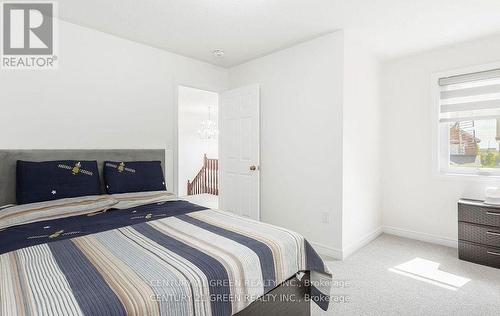 45 Chalkfarm Crescent, Brampton, ON - Indoor Photo Showing Bedroom