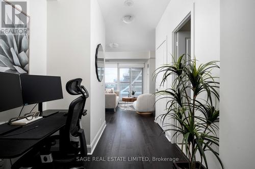 811 - 33 Shore Breeze Drive, Toronto, ON - Indoor