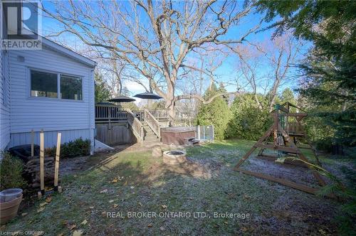 883 Forest Glen Avenue, Burlington, ON - Outdoor