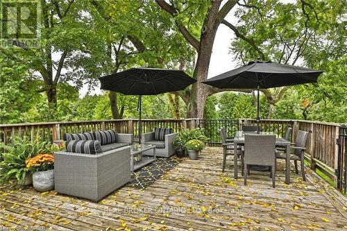 883 Forest Glen Avenue, Burlington, ON - Outdoor With Deck Patio Veranda With Exterior