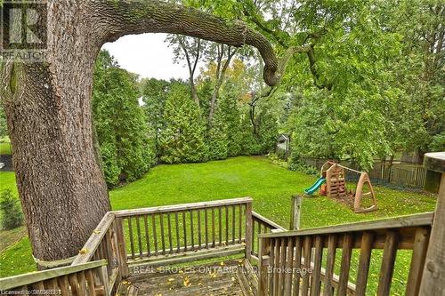 883 Forest Glen Avenue, Burlington, ON - Outdoor With Backyard