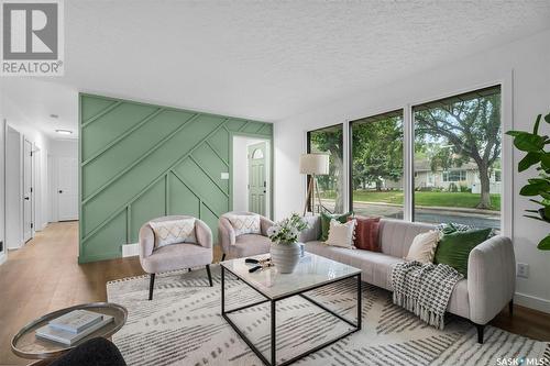 1411 Donald Street, Saskatoon, SK - Indoor Photo Showing Living Room