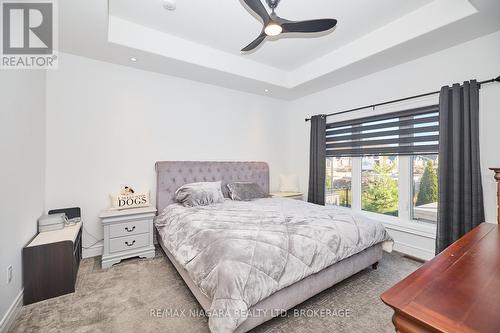 26 Sunrise Court N, Fort Erie (335 - Ridgeway), ON - Indoor Photo Showing Bedroom