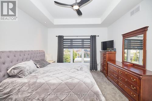 26 Sunrise Court N, Fort Erie (335 - Ridgeway), ON - Indoor Photo Showing Bedroom