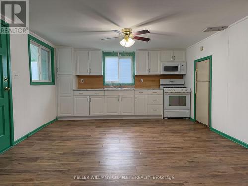 610 Empire Road, Port Colborne (874 - Sherkston), ON - Indoor Photo Showing Kitchen