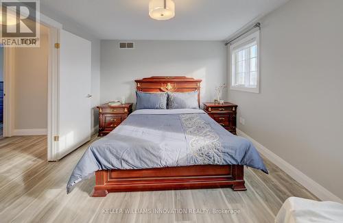 8 Bushmills Crescent, Guelph, ON - Indoor Photo Showing Bedroom