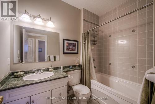 3 Berry Patch Lane, Cambridge, ON - Indoor Photo Showing Bathroom