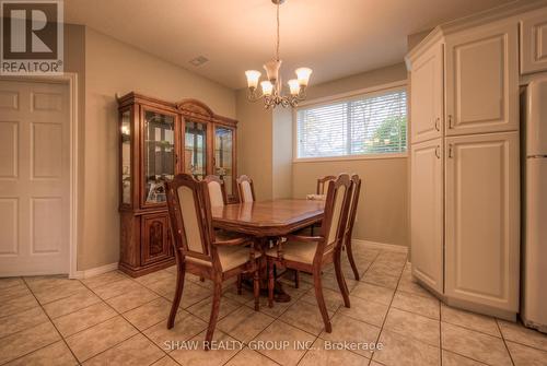 3 Berry Patch Lane, Cambridge, ON - Indoor Photo Showing Dining Room