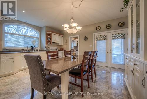 3 Berry Patch Lane, Cambridge, ON - Indoor Photo Showing Dining Room