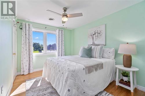 1297 Lang Street, Sarnia, ON - Indoor Photo Showing Bedroom