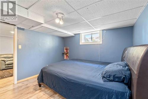 1297 Lang Street, Sarnia, ON - Indoor Photo Showing Bedroom