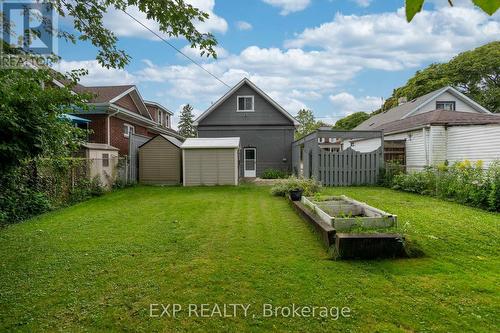 4584 Sixth Avenue, Niagara Falls, ON - Outdoor