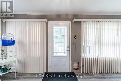 4584 Sixth Avenue, Niagara Falls, ON - Indoor Photo Showing Other Room