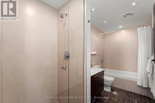 2512 - 1 Market Street, Toronto, ON - Indoor Photo Showing Bathroom