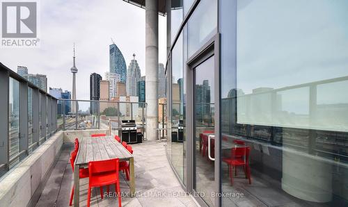 2512 - 1 Market Street, Toronto, ON - Outdoor