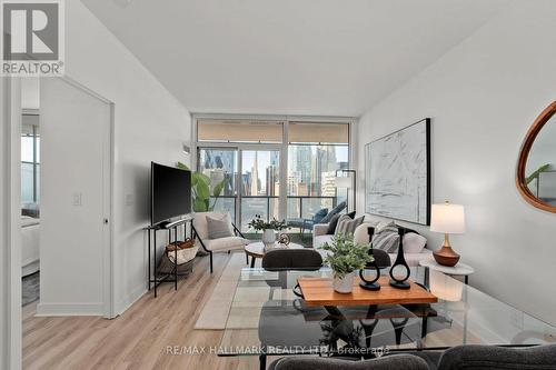 2512 - 1 Market Street, Toronto, ON - Indoor