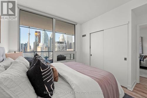 2512 - 1 Market Street, Toronto, ON - Indoor Photo Showing Bedroom