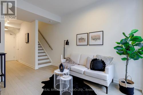 S102 - 455 Front Street E, Toronto, ON - Indoor Photo Showing Living Room