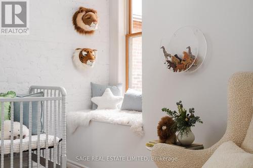 21 Churchill Avenue, Toronto, ON - Indoor Photo Showing Bedroom