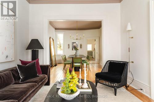 21 Churchill Avenue, Toronto, ON - Indoor Photo Showing Living Room